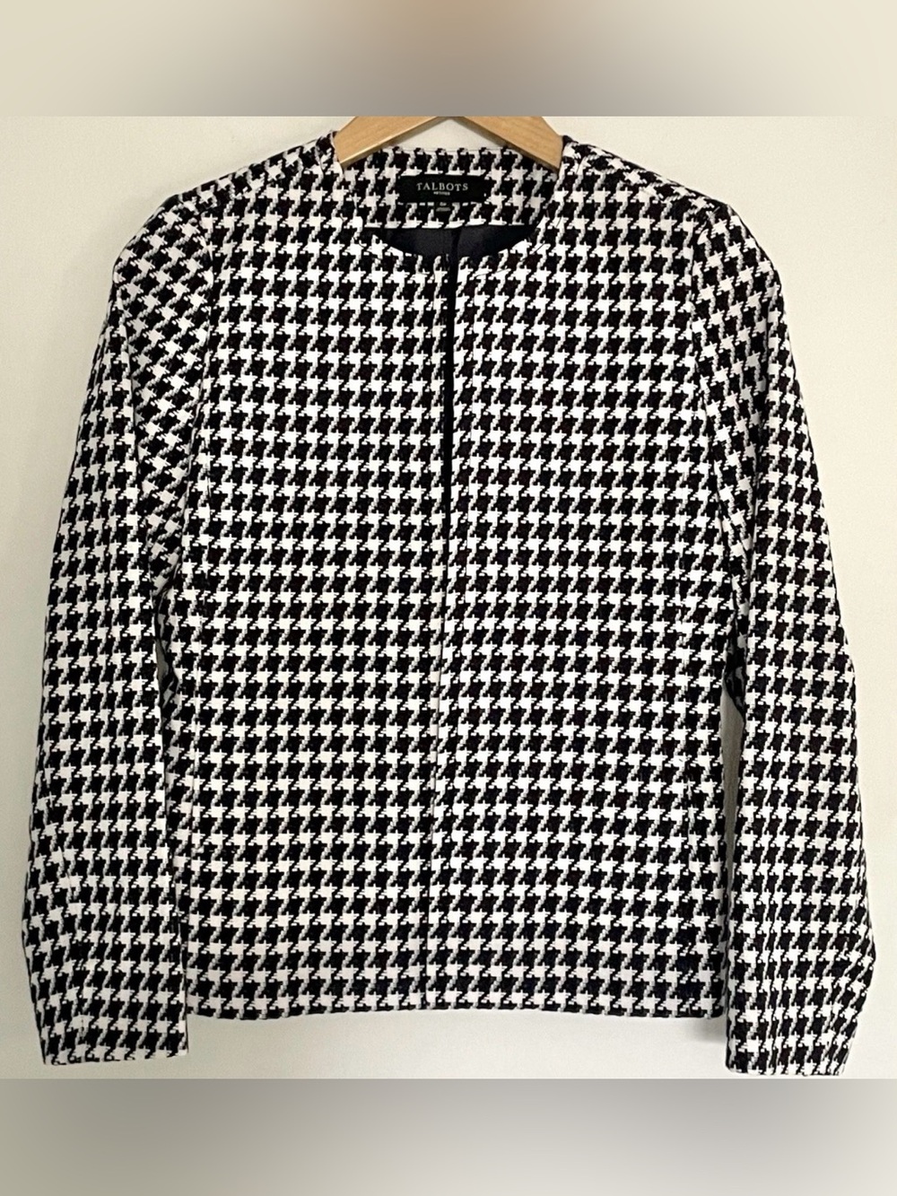 Talbots Petites Navy Blue and White Houndstooth Open Blazer